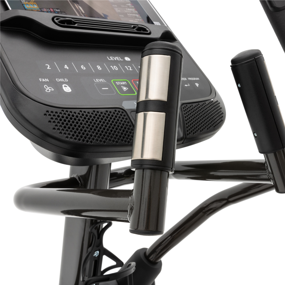 Spirit Fitness XE395 Elliptical - Thumbnail 4