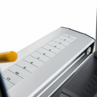 Load image into Gallery viewer, Spirit Fitness CR800-ENT Recumbent Bike
